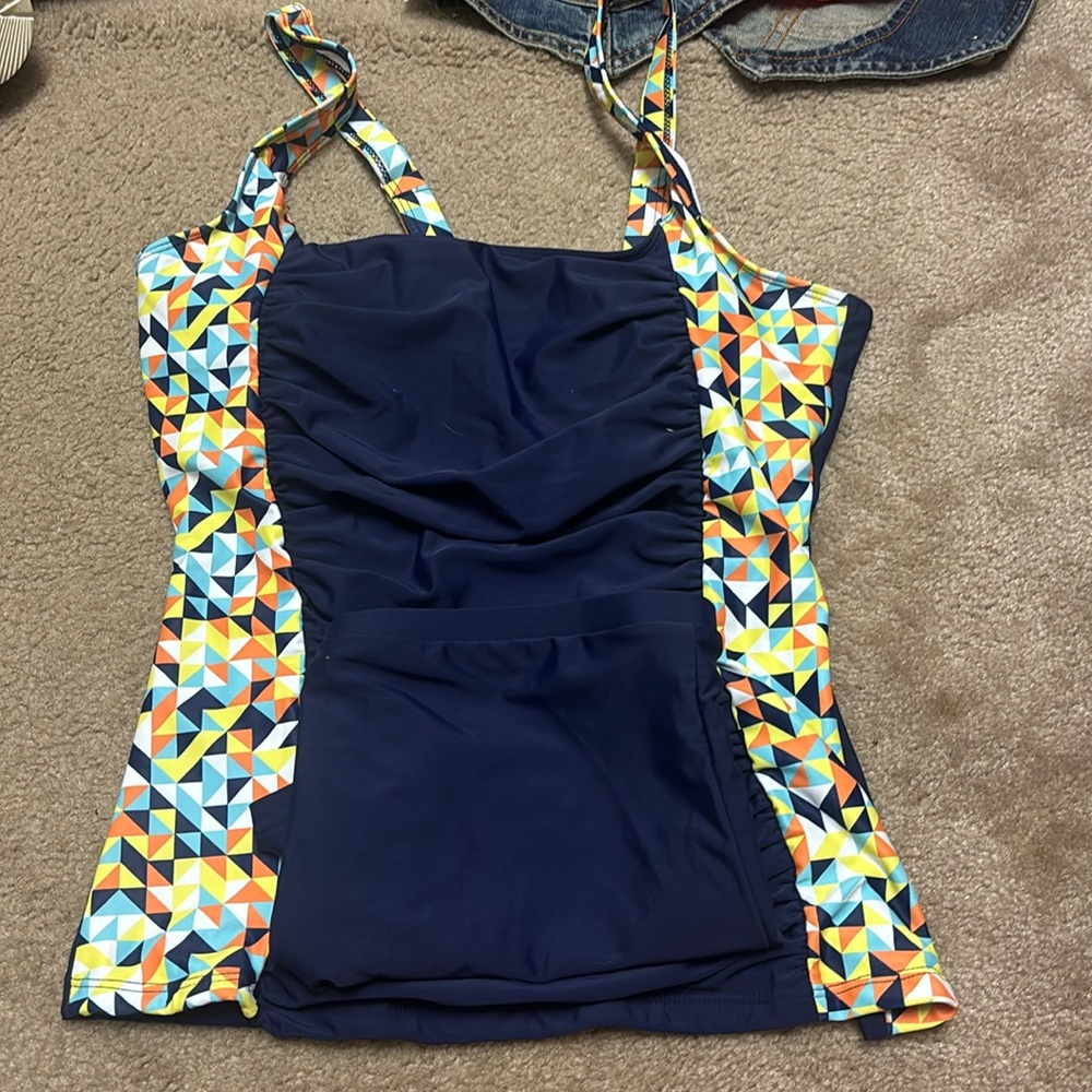 Brand new geometric, navy swimsuit tankine